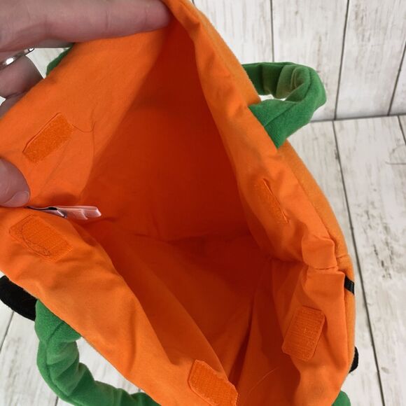 Disney Word / Land Mickey Mouse Pumpkin Trick Or Treat Halloween Bag Tote - Picture 5 of 9